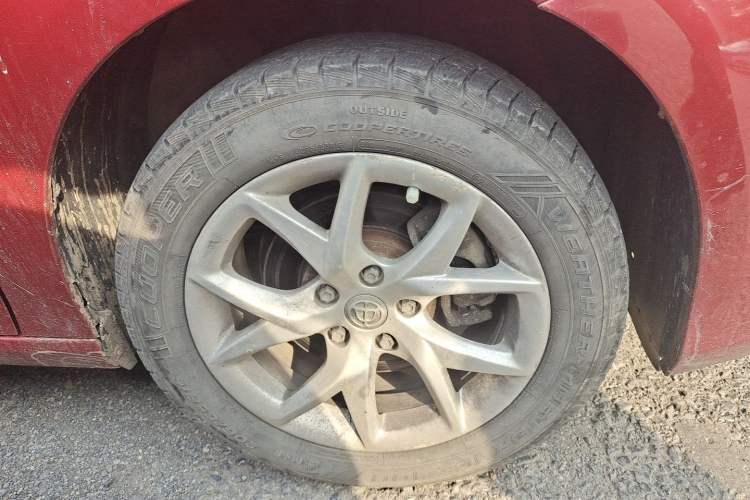 Used Brilliance H3 2017 1.5L Manual Luxury Model Right Front Wheel Hub