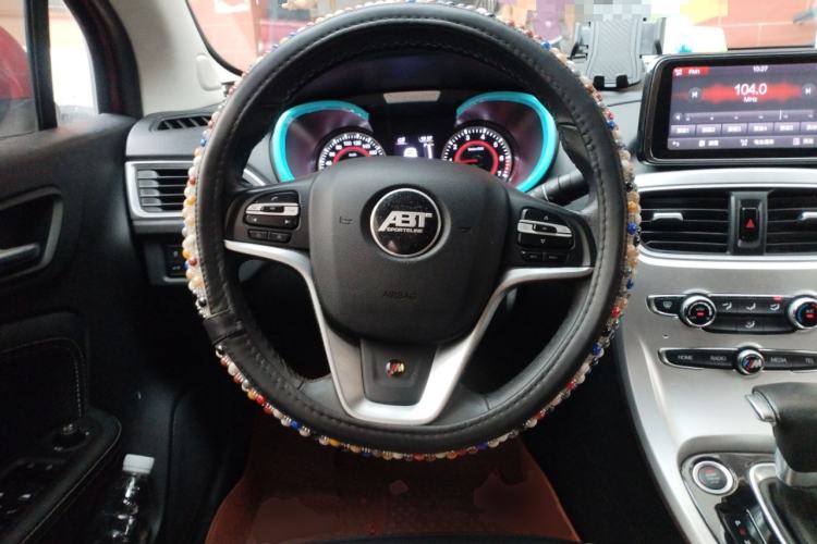 Used Brilliance H3 2017 1.5T Automatic Flagship Model Steering Wheel