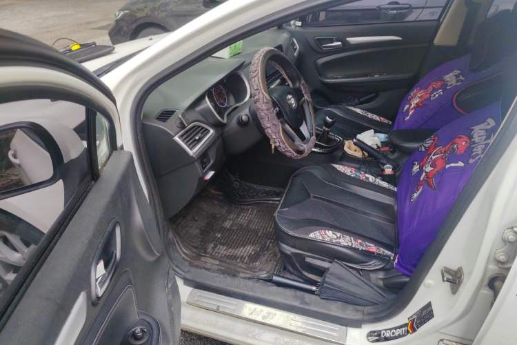 Used Brilliance H3 2017 1.5L Manual Elite Model Driver Seat