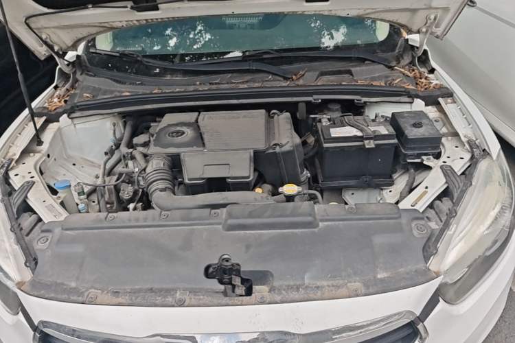 Used Brilliance H3 2017 1.5L Manual Elite Model Engine Bay