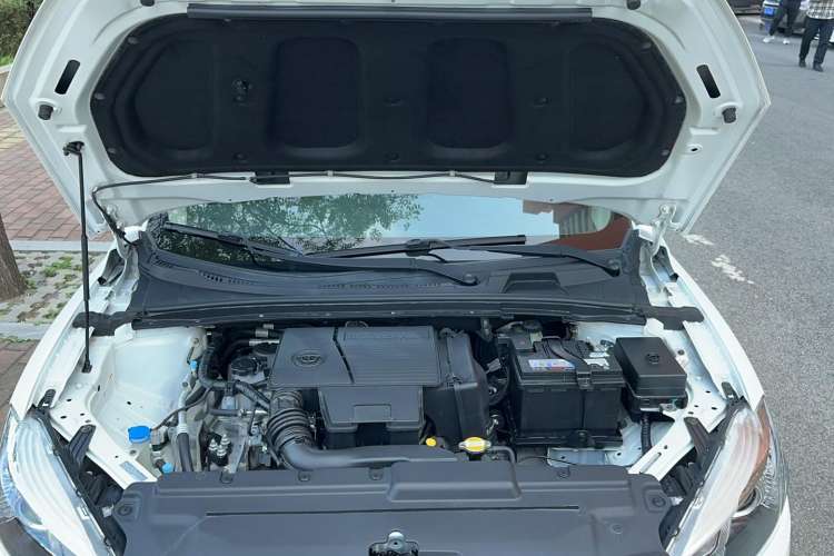 Used Brilliance H3 2017 1.5L Manual Luxury Model Engine Bay