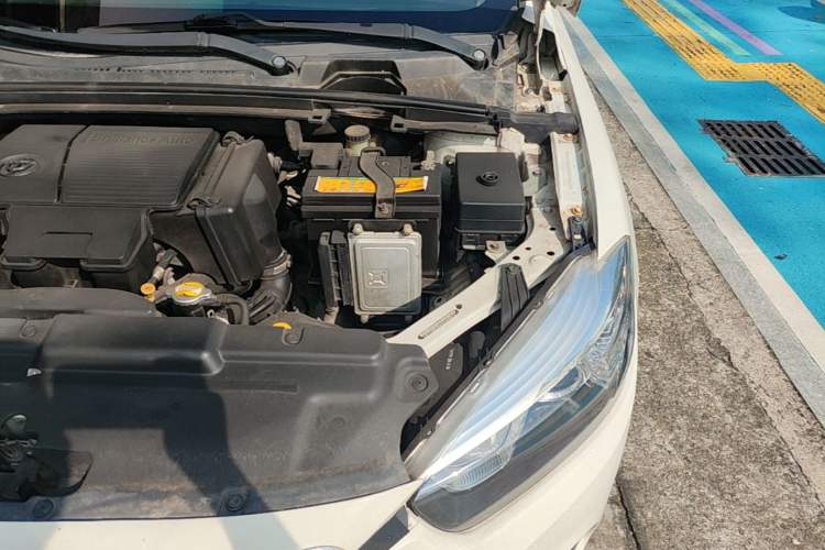 Used Brilliance H3 2017 1.5L Automatic Luxury Model Engine Bay Left