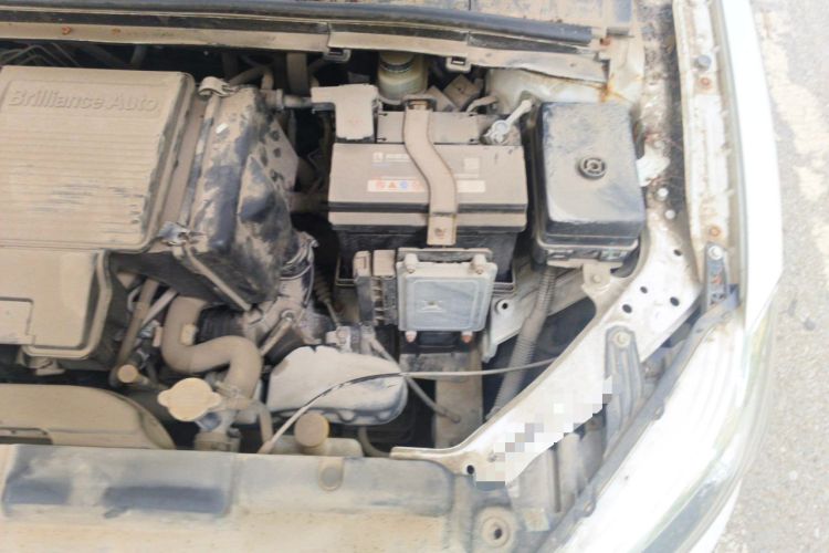 Used Brilliance H3 2017 1.5L Automatic Elite Model Engine Bay Left