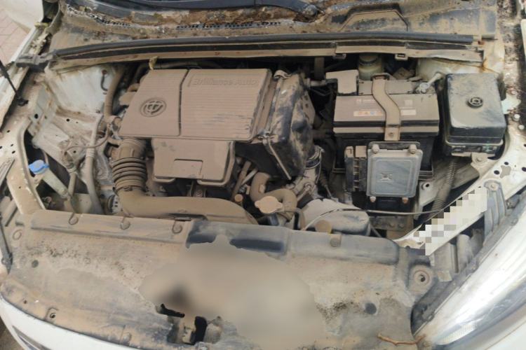 Used Brilliance H3 2017 1.5L Automatic Elite Model Engine Bay