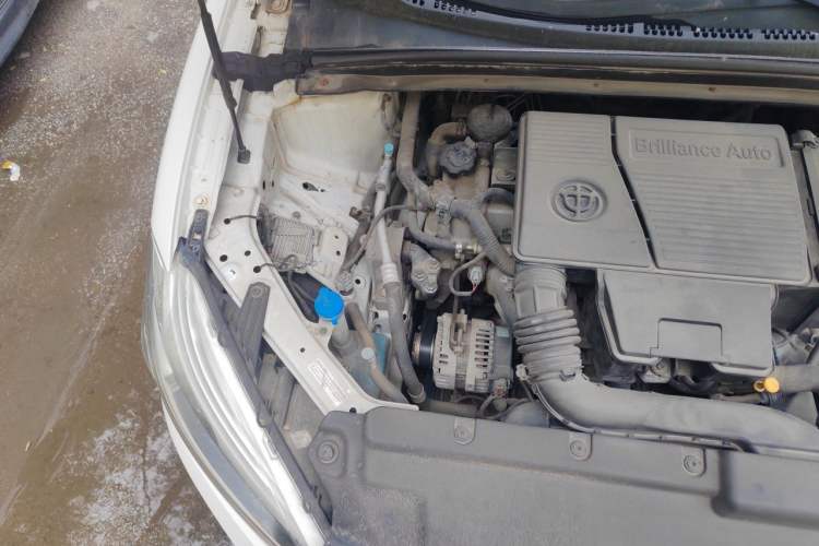 Used Brilliance H3 2017 1.5L Manual Elite Model Engine Bay Right