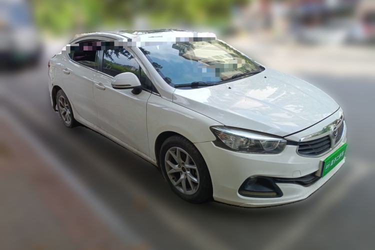 Used Brilliance H3 2017 1.5L Manual Luxury Model Front Right 45 Deg