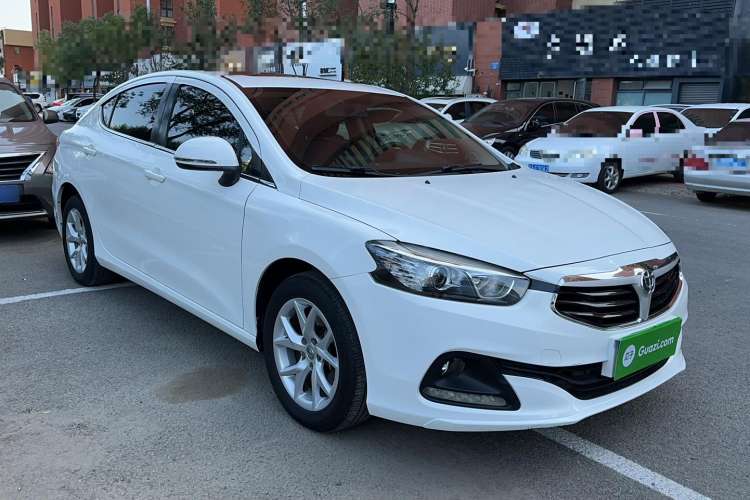 Used Brilliance H3 2017 1.5L Manual Luxury Model Front Right 45 Deg