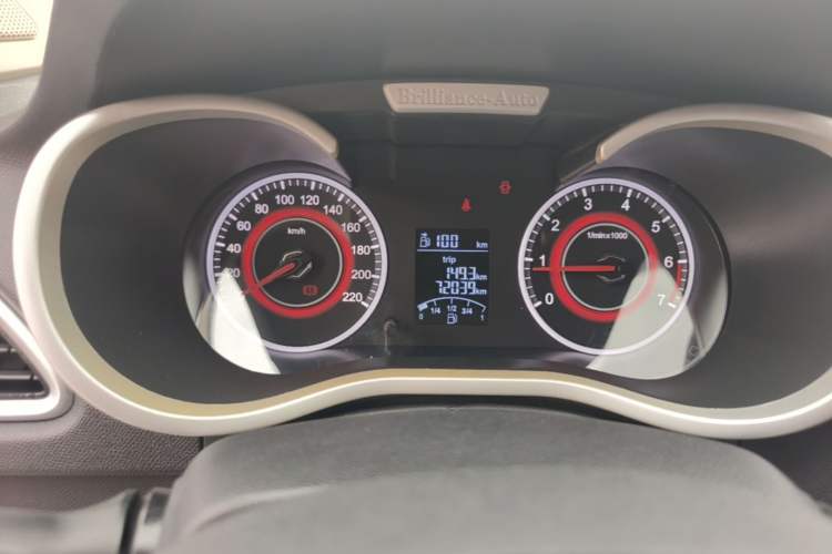 Used Brilliance H3 2017 1.5L Manual Elite Model Instrument Cluster