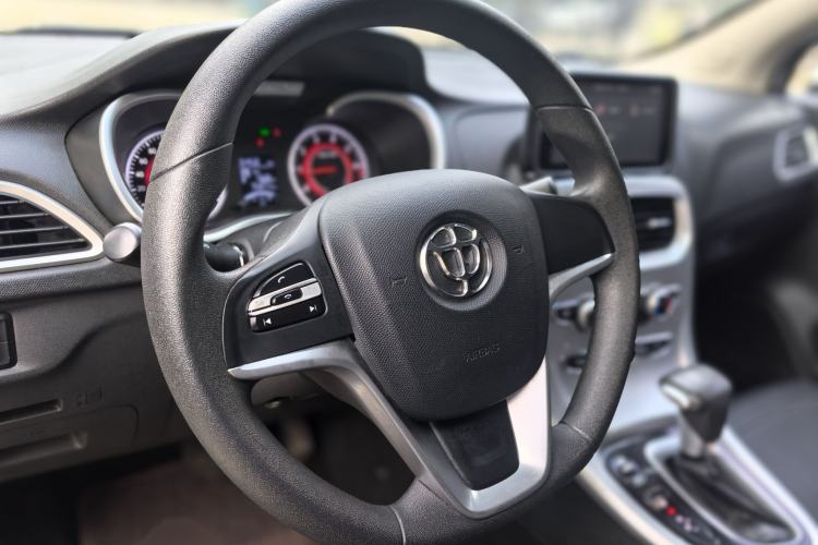 Used Brilliance H3 2017 1.5L Automatic Elite Model Interior 1