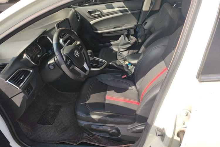 Used Brilliance H3 2017 1.5L Automatic Luxury Model Left Front Seat