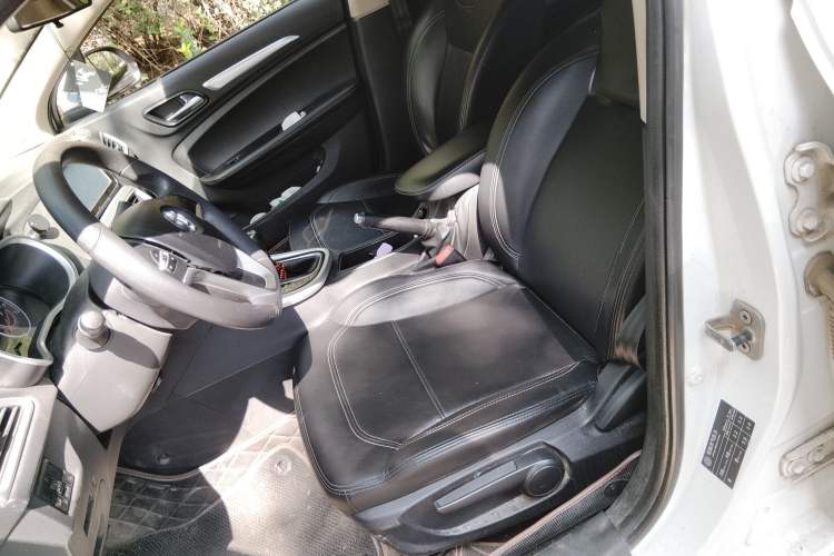 Used Brilliance H3 2017 1.5L Manual Elite Model Left Front Seat
