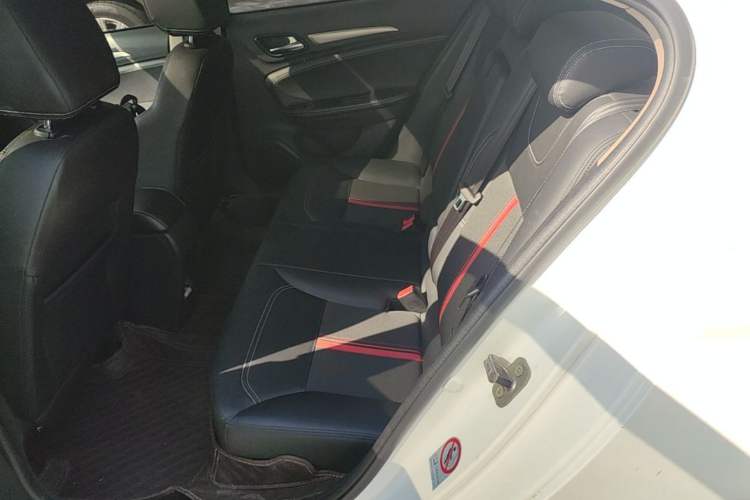 Used Brilliance H3 2017 1.5L Automatic Luxury Model Left Rear Seat