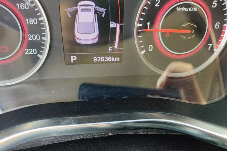 Used Brilliance H3 2017 1.5L Automatic Luxury Model Odometer Close Up