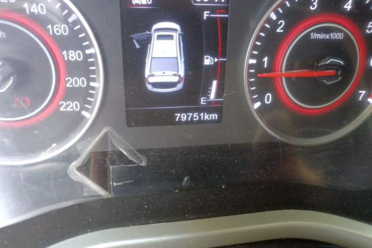Used Brilliance H3 2017 1.5L Manual Luxury Model Odometer Close Up