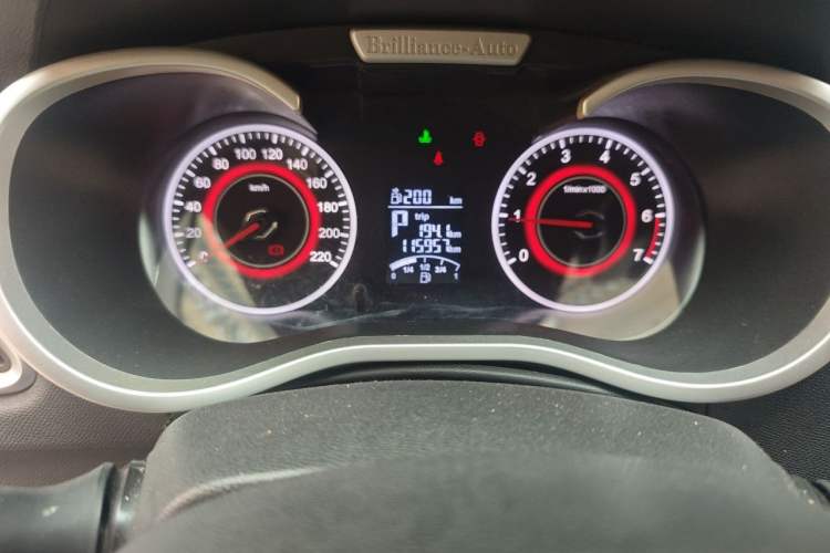 Used Brilliance H3 2017 1.5L Automatic Elite Model Odometer Close Up