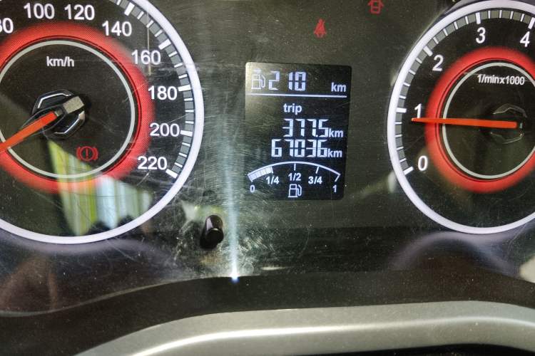 Used Brilliance H3 2017 1.5L Manual Elite Model Odometer Close Up