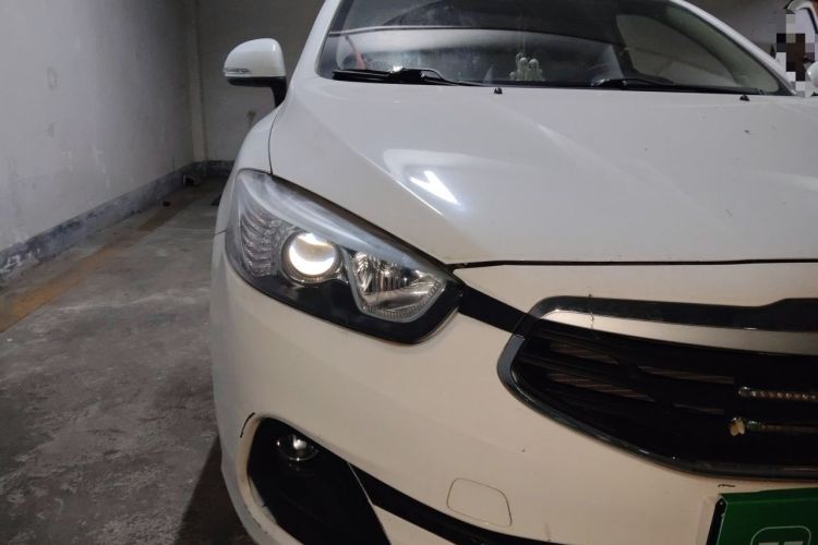 Used Brilliance H3 2017 1.5L Manual Elite Model Right Front Headlight