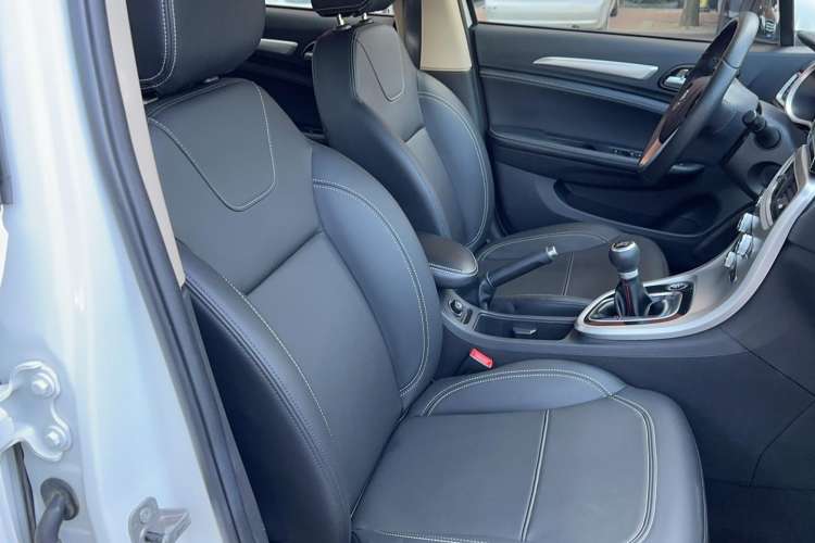 Used Brilliance H3 2017 1.5L Manual Luxury Model Right Front Seat
