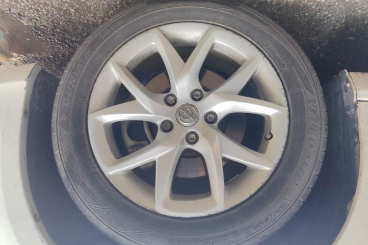 Used Brilliance H3 2017 1.5L Manual Elite Model Right Front Wheel Hub