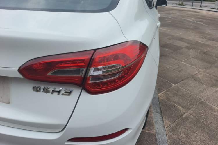 Used Brilliance H3 2017 1.5L Manual Elite Model Right Rear Taillight