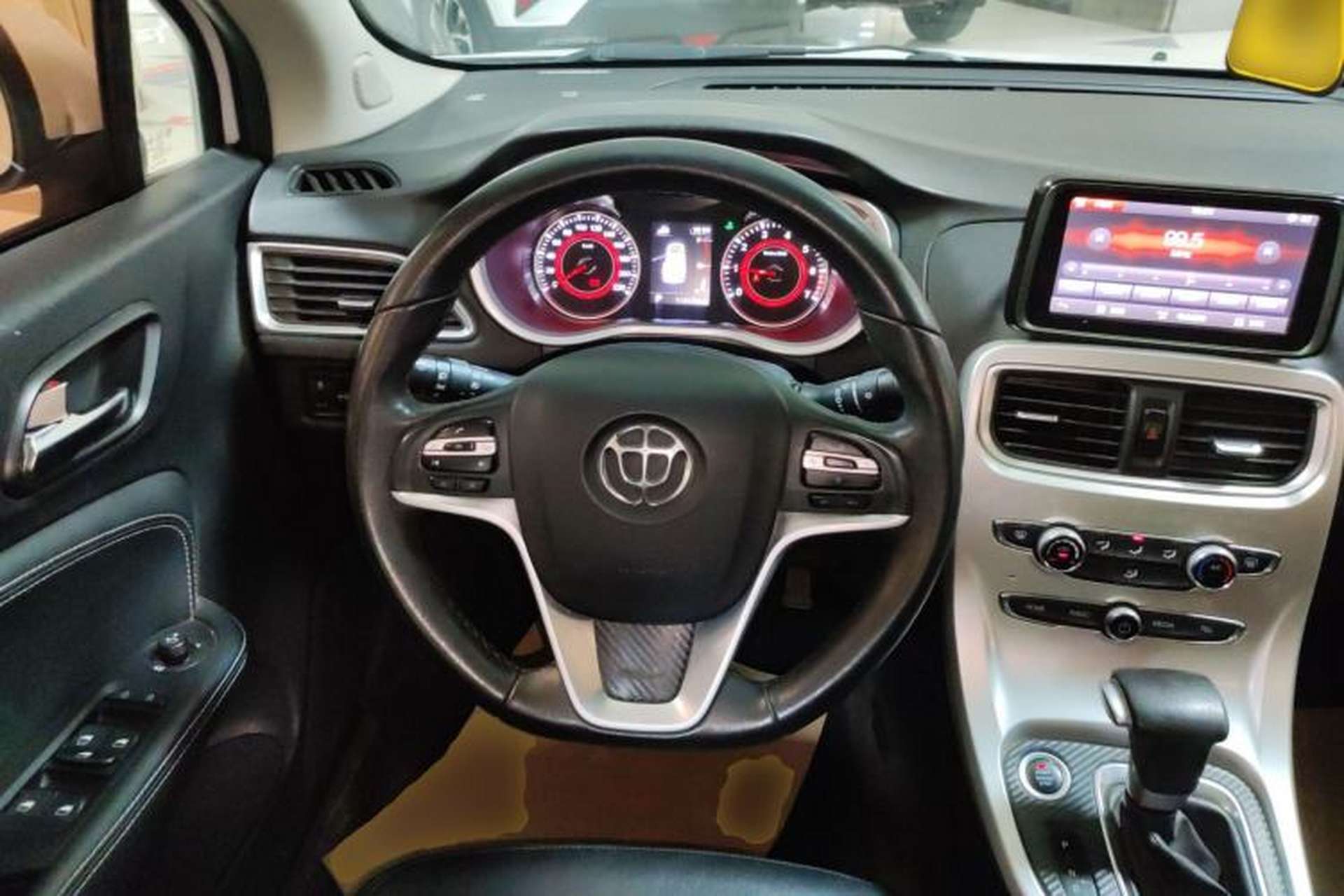 Used Brilliance H3 2017 1.5L Automatic Luxury Model Steering Wheel