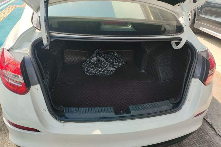 Used Brilliance H3 2017 1.5L Automatic Luxury Model Trunk