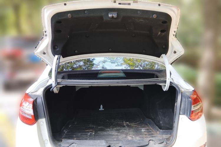 Used Brilliance H3 2017 1.5L Manual Elite Model Trunk
