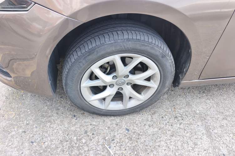Used Brilliance H3 2017 1.5L Manual Luxury Model Left Front Wheel Hub