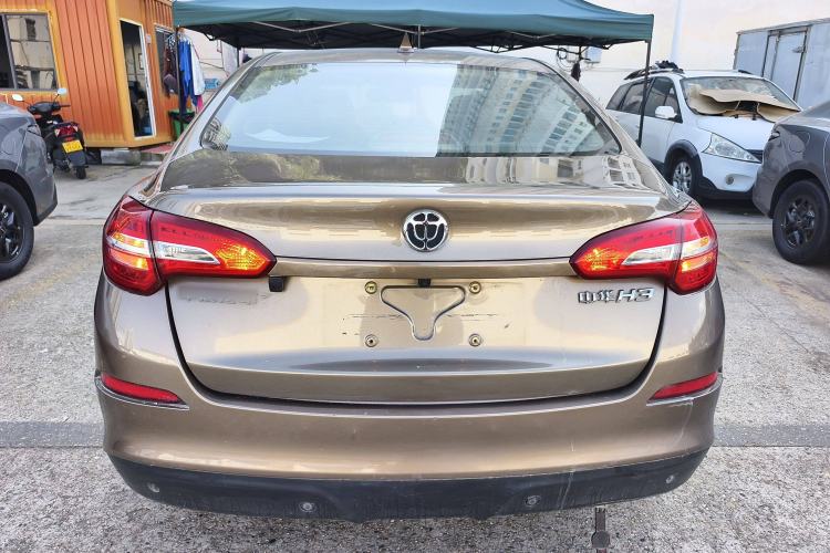 Used Brilliance H3 2017 1.5L Manual Luxury Model Rear