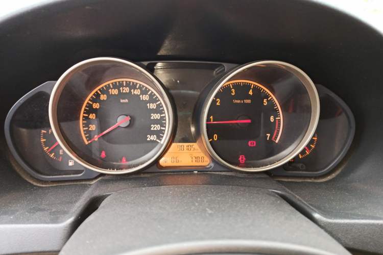 Used Brilliance H320 2012 1.5L Manual Luxury Version Instrument Cluster