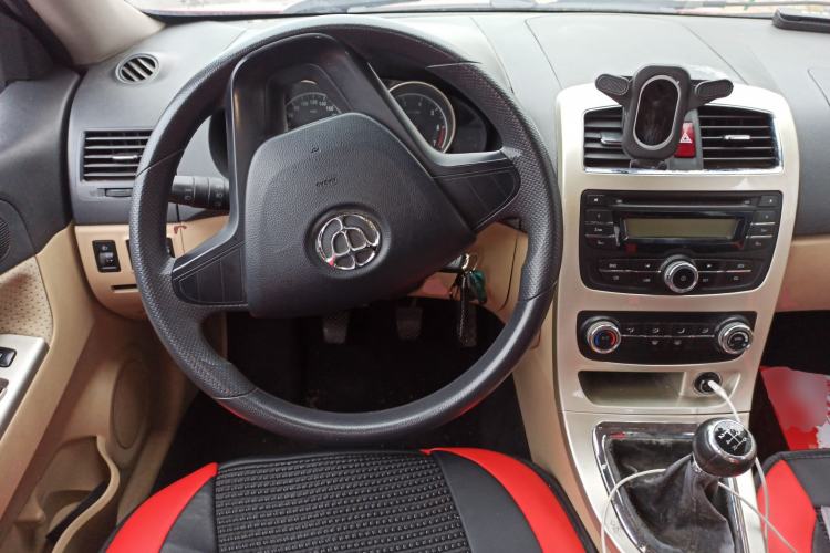 Used Brilliance H320 2012 1.5L Manual Luxury Version Steering Wheel