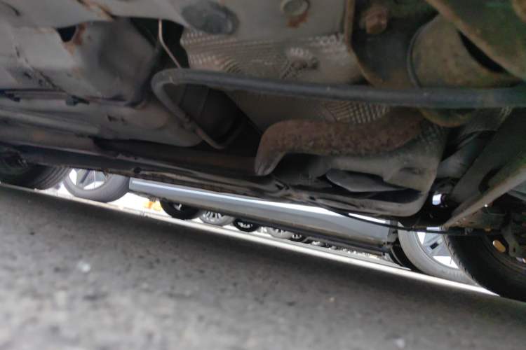 Used Brilliance H320 2012 1.5L Manual Comfort Edition Chassis Rear Left