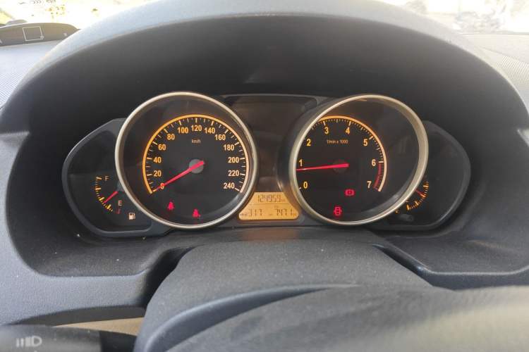 Used Brilliance H320 2012 1.5L Manual Comfort Edition Instrument Cluster