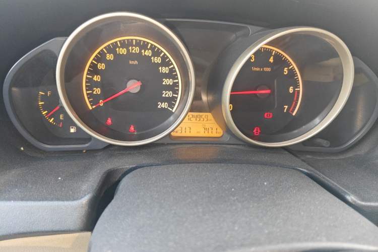 Used Brilliance H320 2012 1.5L Manual Comfort Edition Odometer Close Up