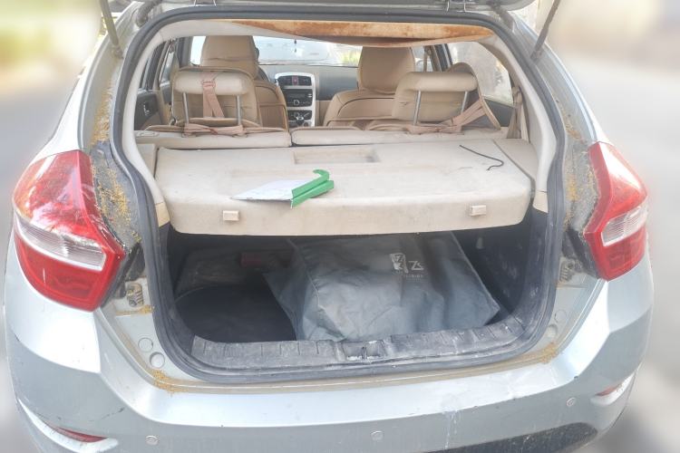 Used Brilliance H320 2012 1.5L Manual Comfort Edition Trunk