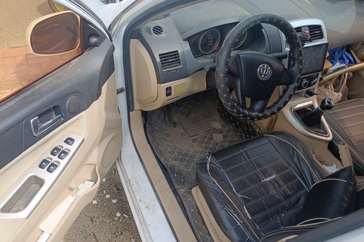 Used Brilliance H320 2012 1.5L Manual Comfort Edition Driver Seat