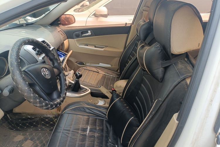 Used Brilliance H320 2012 1.5L Manual Comfort Edition Left Front Seat