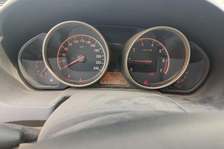 Used Brilliance H320 2012 1.5L Manual Comfort Edition Odometer Close Up