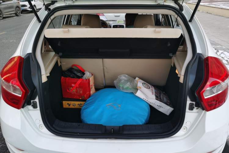 Used Brilliance H320 2012 1.5L Automatic Comfort Edition Trunk