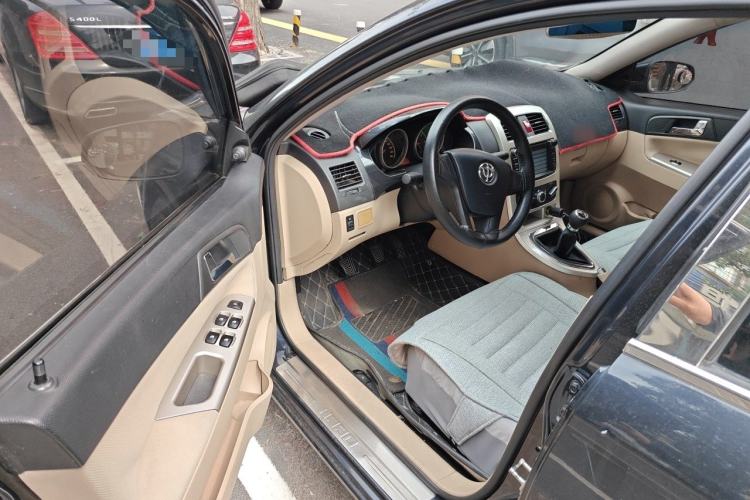 Used Brilliance H330 2013 1.5L Manual Comfort Model Driver Seat