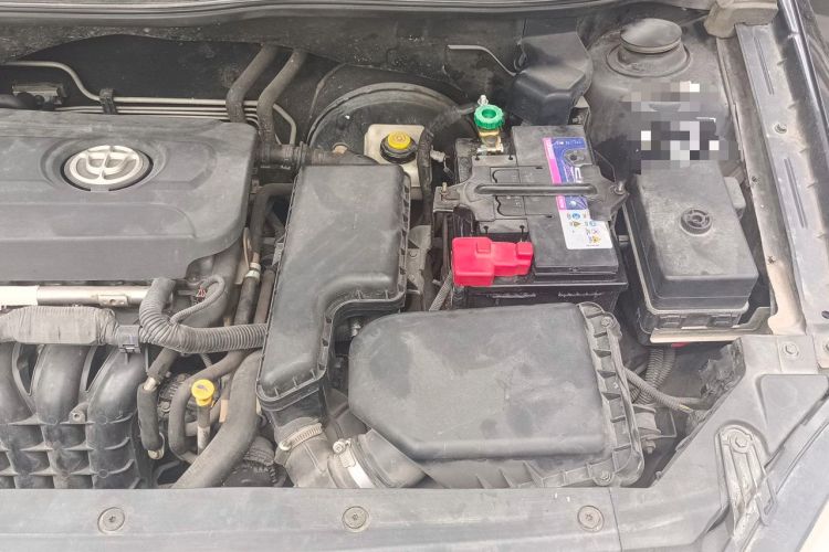 Used Brilliance H330 2013 1.5L Automatic Luxury Model Engine Bay Left