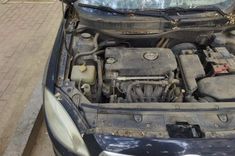 Used Brilliance H330 2013 1.5L Manual Luxury Model Engine Bay Right
