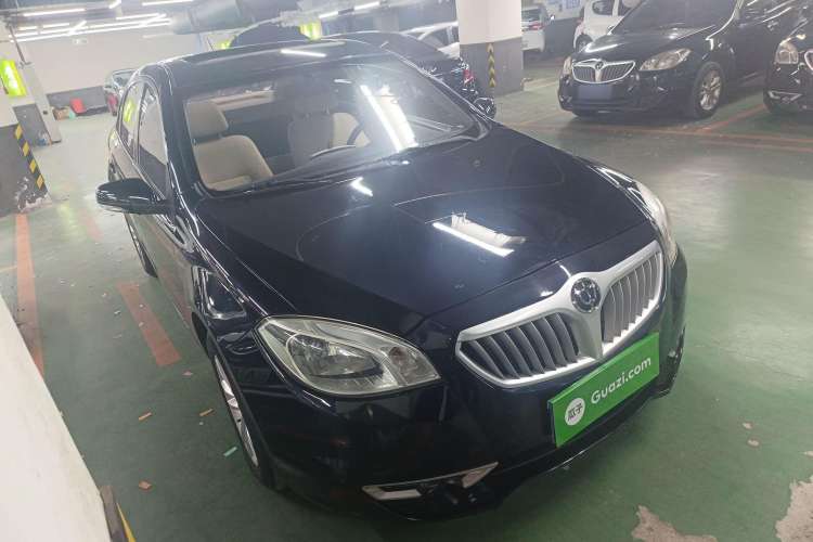 Used Brilliance H330 2013 1.5L Manual Luxury Model Front Right 45 Deg