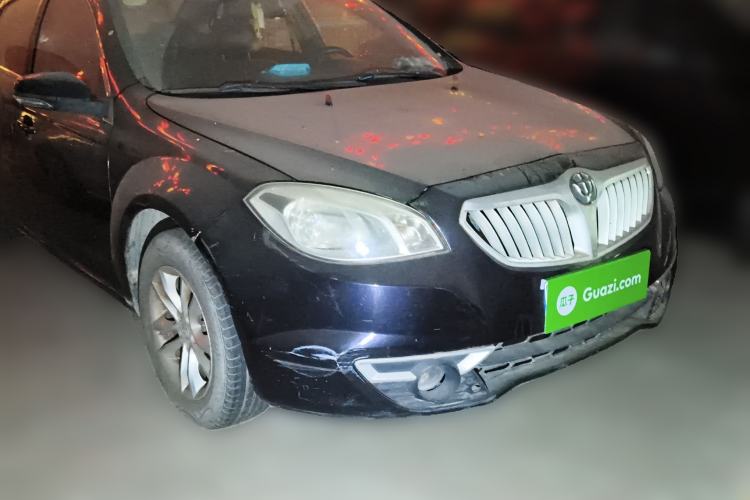 Used Brilliance H330 2013 1.5L Manual Luxury Model Front Right 45 Deg