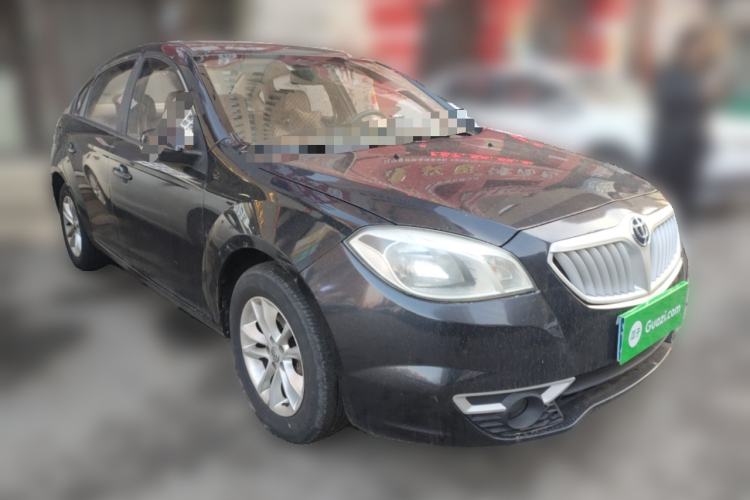 Used Brilliance H330 2013 1.5L Manual Luxury Model Front Right 45 Deg