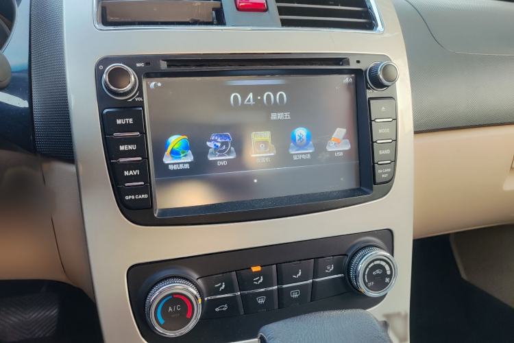 Used Brilliance H330 2013 1.5L Automatic Luxury Model Interior 10