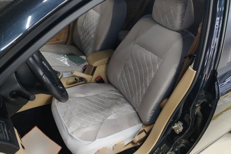 Used Brilliance H330 2013 1.5L Automatic Luxury Model Left Front Seat