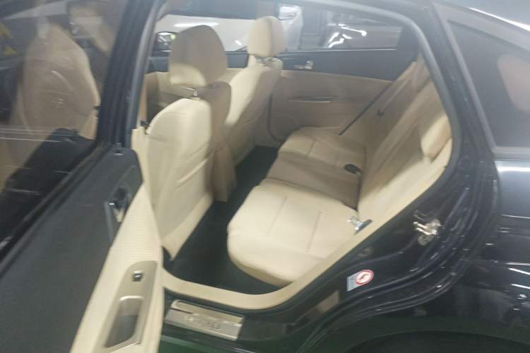 Used Brilliance H330 2013 1.5L Manual Luxury Model Left Rear Seat