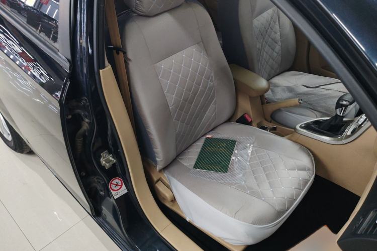 Used Brilliance H330 2013 1.5L Automatic Luxury Model Right Front Seat