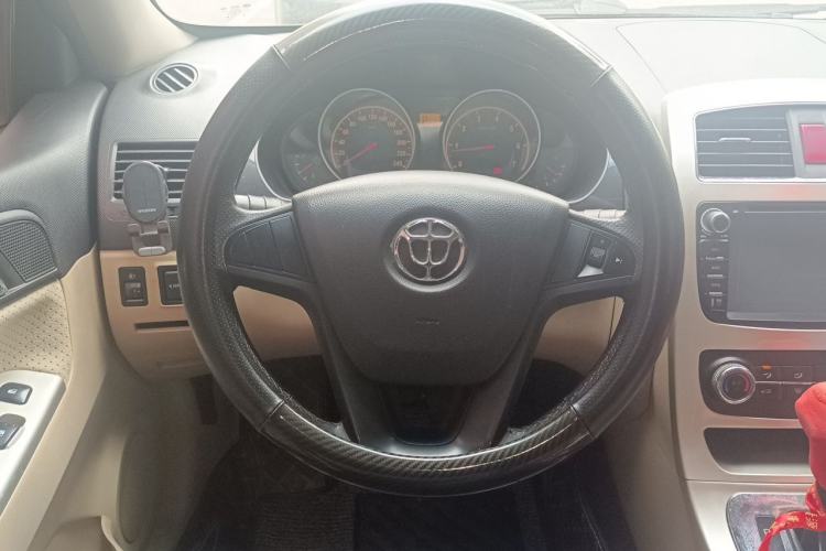 Used Brilliance H330 2013 1.5L Automatic Luxury Model Steering Wheel